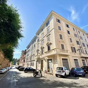 Appartamento Vacanze Romane Colosseum, Roma